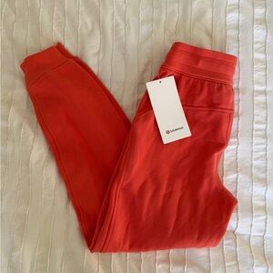 NEW lululemon athletica Scuba Jogger